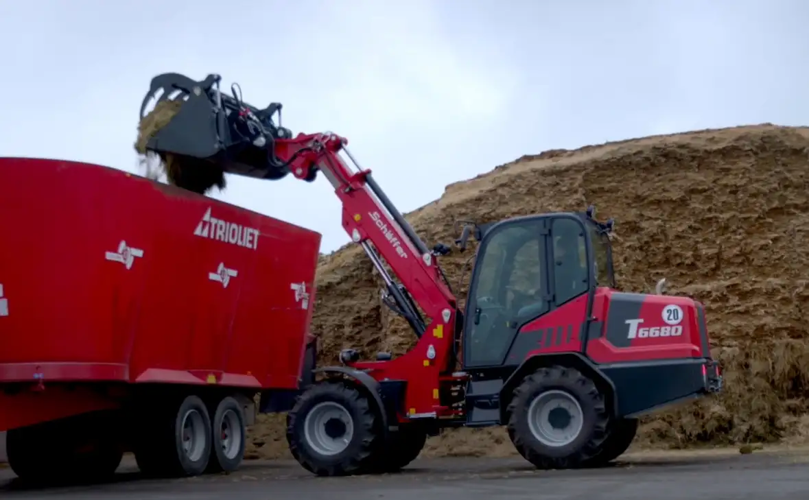 Przegubowa ładowarka teleskopowa 